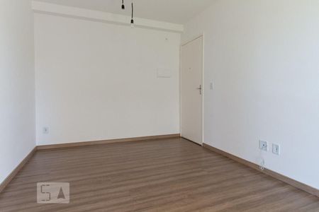 Sala de apartamento para alugar com 2 quartos, 58m² em Pinheirinho, Curitiba
