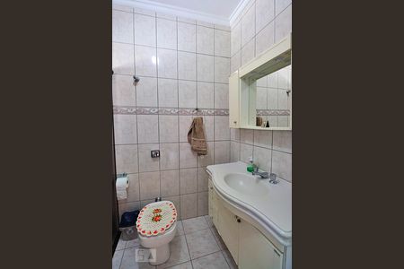 Banheiro da Suíte de casa à venda com 3 quartos, 200m² em Jardim Las Vegas, Santo André