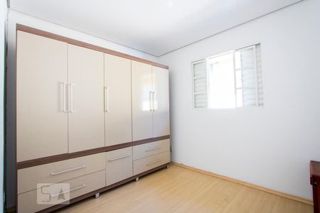 Quarto 2 de casa de condomínio para alugar com 2 quartos, 69m² em Jardim Santo André, Santo André