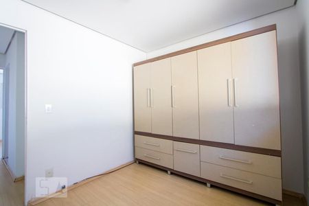 Quarto 2 de casa de condomínio para alugar com 2 quartos, 69m² em Jardim Santo André, Santo André