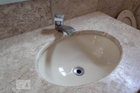 Lavabo de apartamento à venda com 4 quartos, 190m² em Lourdes, Belo Horizonte