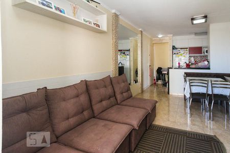 Sala de apartamento para alugar com 3 quartos, 64m² em Vila Antonieta, São Paulo