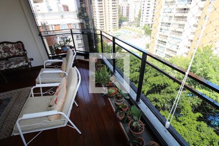 Varanda de apartamento à venda com 3 quartos, 125m² em Real Parque, São Paulo