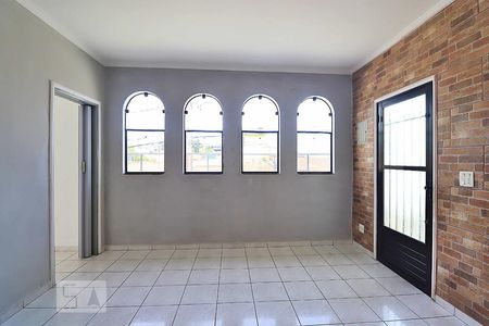 Sala de casa à venda com 3 quartos, 212m² em Vila Camilópolis, Santo André