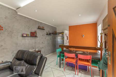 Sala de casa à venda com 4 quartos, 150m² em Vila Romana, São Paulo