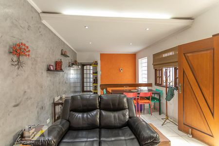 Sala de casa à venda com 4 quartos, 150m² em Vila Romana, São Paulo