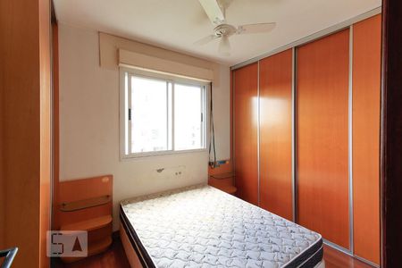 Quarto 1 de apartamento para alugar com 2 quartos, 65m² em Nonoai, Porto Alegre