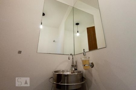 Lavabo de apartamento à venda com 2 quartos, 135m² em Pompeia, São Paulo