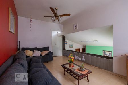 Sala de casa para alugar com 4 quartos, 291m² em Ideal, Novo Hamburgo