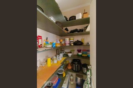 Casa à venda com 170m², 3 quartos e 3 vagas Casa à venda com 170m², 3 quartos e 3 vagasDespensa