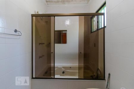 Banheiro da Suíte de casa à venda com 3 quartos, 170m² em Cidade Universitária Ii, Campinas