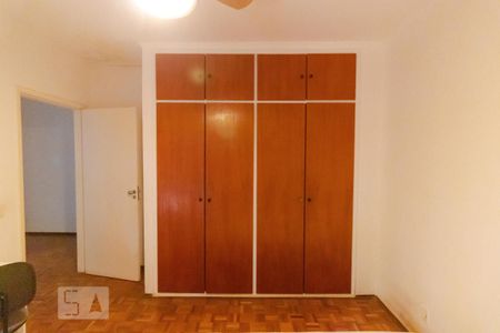 Casa à venda com 170m², 3 quartos e 3 vagas Casa à venda com 170m², 3 quartos e 3 vagasQuarto 01