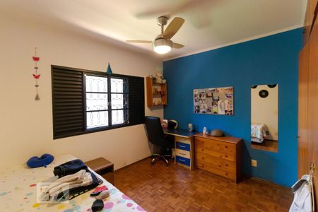 Casa à venda com 170m², 3 quartos e 3 vagas Casa à venda com 170m², 3 quartos e 3 vagasQuarto 02