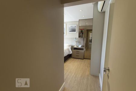 Suíte - entrada de apartamento para alugar com 3 quartos, 102m² em Tristeza, Porto Alegre