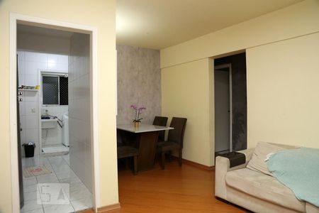 Sala  de apartamento para alugar com 3 quartos, 65m² em Real Parque, São Paulo