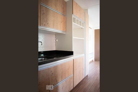 Cozinha de apartamento à venda com 2 quartos, 40m² em Aberta dos Morros, Porto Alegre