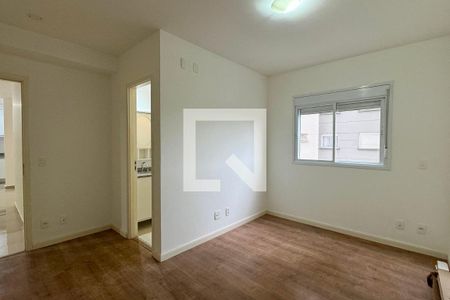 Suíte 1 de apartamento para alugar com 2 quartos, 67m² em Alphaville Empresarial, Barueri