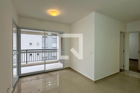 Sala de apartamento para alugar com 2 quartos, 67m² em Alphaville Empresarial, Barueri