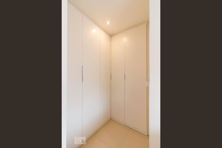 Quarto - armários de apartamento para alugar com 1 quarto, 38m² em Vila Augusta, Guarulhos