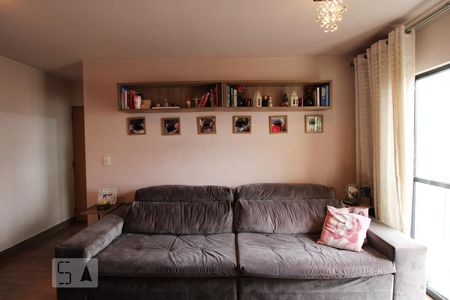 Sala de apartamento para alugar com 2 quartos, 50m² em Vila das Belezas, São Paulo