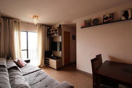 Sala de apartamento para alugar com 2 quartos, 50m² em Vila das Belezas, São Paulo