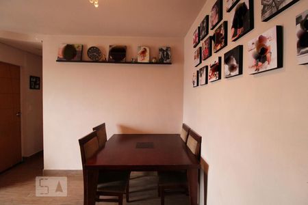 Sala de apartamento para alugar com 2 quartos, 50m² em Vila das Belezas, São Paulo