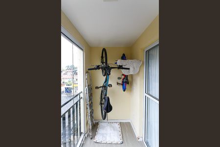 Sacada de apartamento para alugar com 2 quartos, 56m² em Parque Assunção, Taboão da Serra