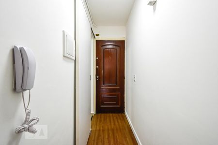 Entrada de kitnet/studio à venda com 1 quarto, 47m² em Vila Buarque, São Paulo