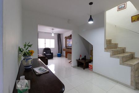 Sala de casa à venda com 6 quartos, 240m² em Jaçanã, São Paulo