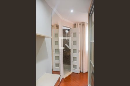 Closet da suíte de apartamento à venda com 2 quartos, 76m² em Rudge Ramos, São Bernardo do Campo