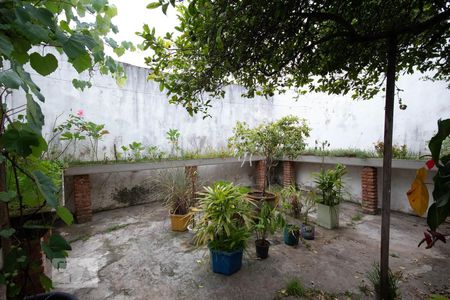 Casa à venda com 378m², 4 quartos e 2 vagas Casa à venda com 378m², 4 quartos e 2 vagasJardim