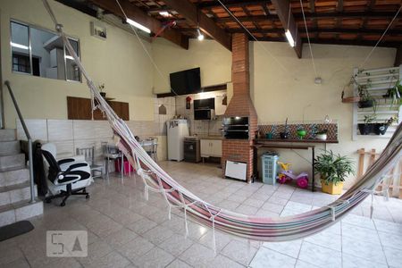 Casa à venda com 378m², 4 quartos e 2 vagas Casa à venda com 378m², 4 quartos e 2 vagasÁrea de Churrasco