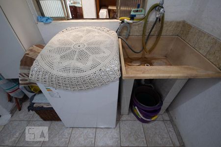 Casa à venda com 378m², 4 quartos e 2 vagas Casa à venda com 378m², 4 quartos e 2 vagasÁrea de Serviço