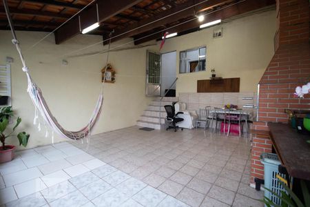 Casa à venda com 378m², 4 quartos e 2 vagas Casa à venda com 378m², 4 quartos e 2 vagasÁrea de Churrasco