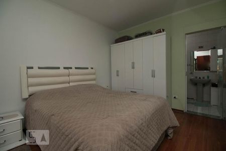 Suite  de casa para alugar com 4 quartos, 290m² em Vila Carrão, São Paulo