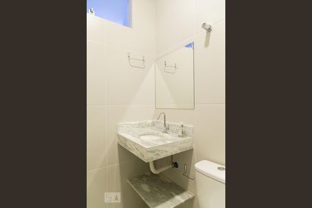 Banheiro de apartamento para alugar com 1 quarto, 20m² em Indianópolis, São Paulo