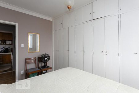 Quarto de apartamento à venda com 1 quarto, 50m² em Pinheiros, São Paulo