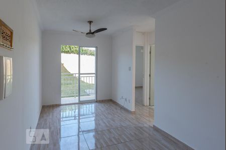 Sala de apartamento para alugar com 2 quartos, 47m² em Vila Marieta, Campinas