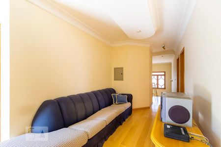 Casa para alugar com 700m², 5 quartos e 8 vagas Casa para alugar com 700m², 5 quartos e 8 vagasHall das suítes