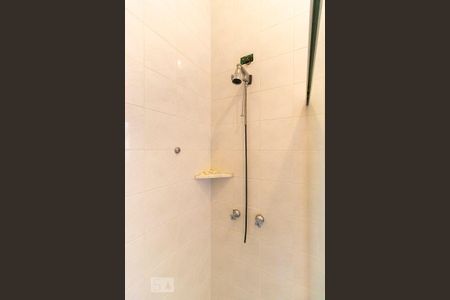 Casa para alugar com 700m², 5 quartos e 8 vagas Casa para alugar com 700m², 5 quartos e 8 vagasBanheiro de serviço