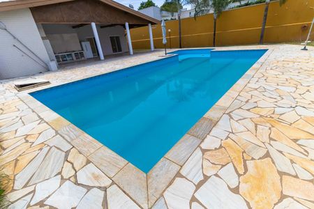 Casa para alugar com 700m², 5 quartos e 8 vagas Casa para alugar com 700m², 5 quartos e 8 vagasPiscina