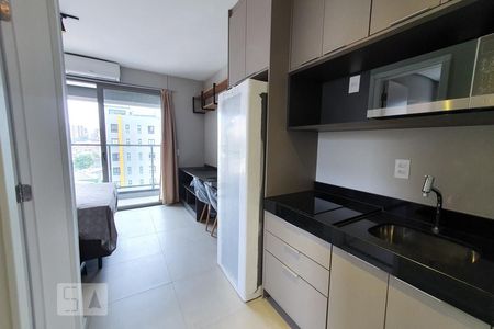 Cozinha de kitnet/studio à venda com 1 quarto, 28m² em Perdizes, São Paulo