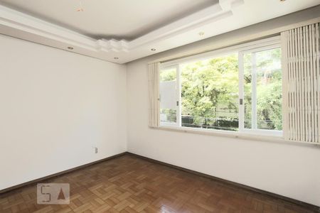 SALA de apartamento à venda com 3 quartos, 130m² em São João, Porto Alegre