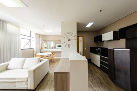 Apartamento à venda com 65m², 1 quarto e 2 vagasSala e cozinha