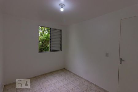 Quarto 1 de apartamento para alugar com 2 quartos, 55m² em Lajeado, Cotia