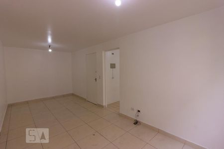 Sala  de apartamento para alugar com 2 quartos, 55m² em Lajeado, Cotia