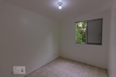 Quarto 1 de apartamento para alugar com 2 quartos, 55m² em Lajeado, Cotia