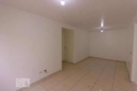 Sala  de apartamento para alugar com 2 quartos, 55m² em Lajeado, Cotia