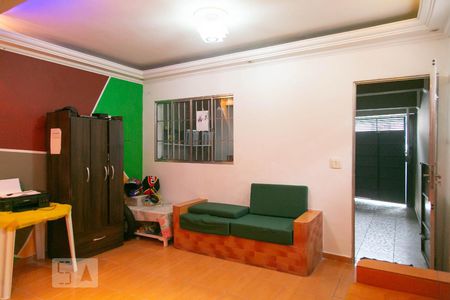 Casa à venda com 120m², 3 quartos e 2 vagasSala