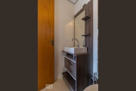 Apartamento à venda com 74m², 2 quartos e 1 vaga Apartamento à venda com 74m², 2 quartos e 1 vagaBanheiro